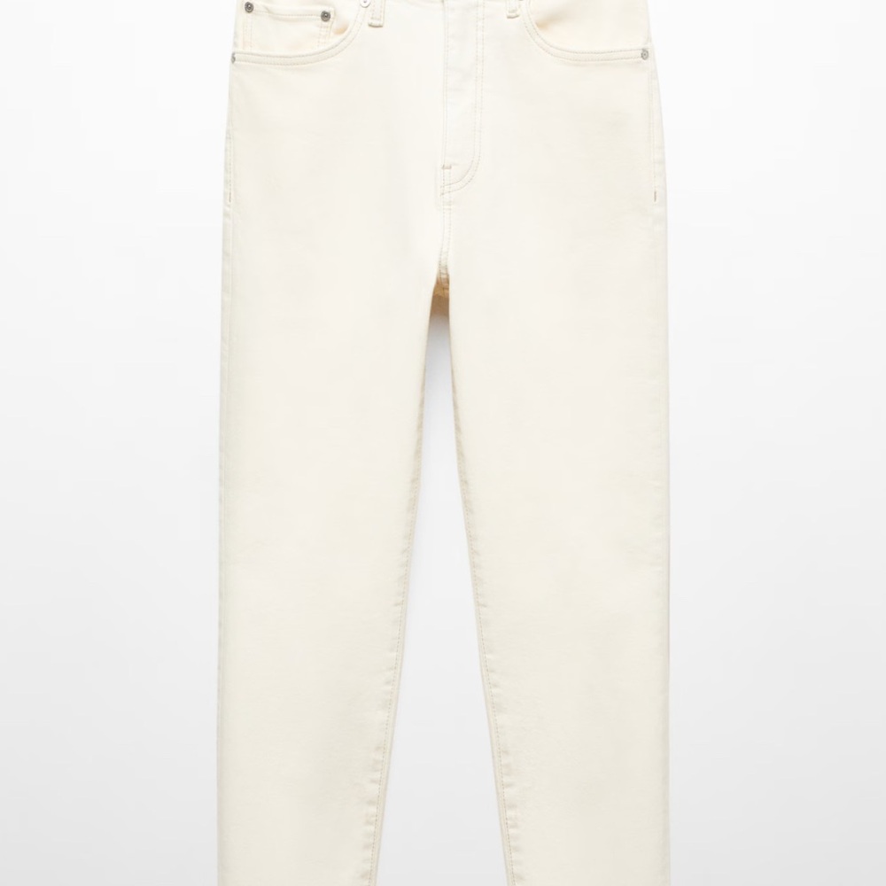 MNG White High-Waisted Jeans – Size 34 (US 6) – Classic & Chic